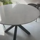 طاولة طعام رخام وشاشة ذكيه ماركة دورا