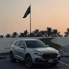 HONGQI HS5 Deluxe Pro 2022 Gold Color