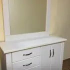 اثاث طاولات دروج غرفة نوم