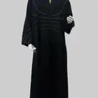عبايات وملابس