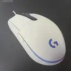 ماوس Logitech باللون الأبيض بإضاءة