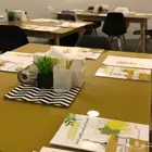بيع طاولات 4 اصفر قزاز . ارفف ايكيا 2 . كراسي كاونتر 3 .