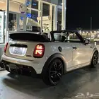 مني كوبر