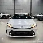 تويوتا كامري LE بنزين نص فل 2025 (122 550) شامل