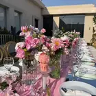 تنسيق طاولات وكراسي