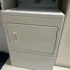 مجفف ملابس أمريكي
