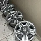 للبيع جنوط
