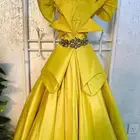 فستان جديد للبيع