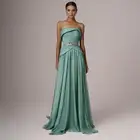 الفستان من eli.thelabel