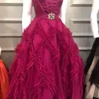 فستان جديد للبيع