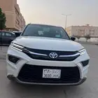 تويوتا أوربان 2024
