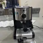 الإعداد أنواع مختلفة من القهوة مثل الإسبريسو والكابتشينو