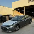 تويوتا كامري 2025 E بنزين سعودي جديد اللون تيتانيوم