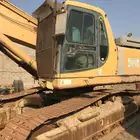 للبيع بوكلين كوماتسو 450 مقاس موديل 2002