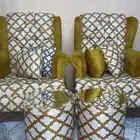 كنب نظيف قطعتين مع طاولات