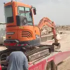 بوكلين 2021 دوسان 3 5 طن مع دقاق للإيجار شهري