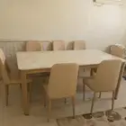 طاولة طعام