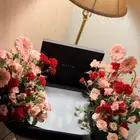 منسق ورد ومندوب هدايا المدينة (عروض نهاية السنة)