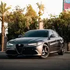 الفا روميو جوليا 2022 للتنازل