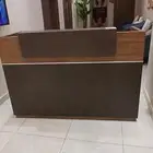 مكتب استقبال للبيع