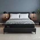 سرير معه مرتبه