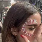 رسم على الوجه