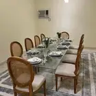 تأجير كراسي وطاولات وكنب وفرشات حفلات ومناسبات يوجد صبابين