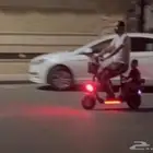 سكوتر كهربائي للكبار بحاله ممتازه سبب البيع النقل