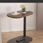 طاولة جانبية شبه جديدة