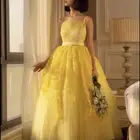 فساتين مستعمله مره واحده