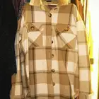 جاكيت كاروهات