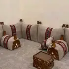 جلسات وكنب وستائر بجميع انواعها تفصيل حسب