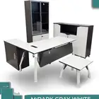 مكاتب ودواليب وطاولات اجتماعات