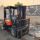 معدات كرينات فور كلفت جميع انوع الرافعة للايجار