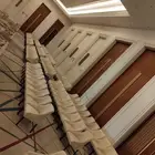 يوجد عندنا قهوجين رجال ويوجد عندنا كنب للايجار جميع انواع ال