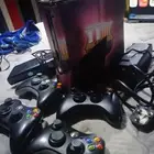 اكسبوكس 360 مع كاميرا ( 300 شريط) للبيع جهاز العاب