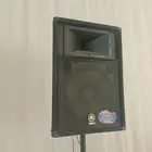 عدد 3 سماعات يامها نظيفه جدا للبيع سعر الحبه الوحده 1500ريال