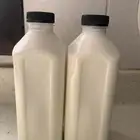 لبن معزا طازج للبيع