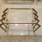 طاولات خدمه