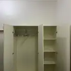 دولاب ملابس من اكيا الطول 170 والعرض تقريبا 180