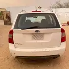 للبيع كارينز 2011