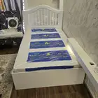 سرير خشب نفر ونص أبيض اكيا سم جديد مقاس 120 190