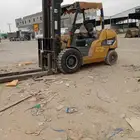 تاجير رافعات شوكيه فوركلفت