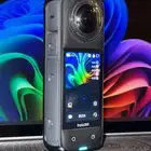 كاميرا X4-8K insta360 تنزل في الماء