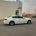 Q70 2017