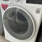 غسالة LG ثمانية كيلو نظيف على الشرط ممتاز استخدام نظيف