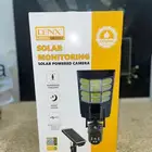مصباح وكاميرا بالطاقه الشمسية