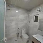 للبيع شقه تمليك ارضيه حي النور بالدمام جديده 550 الف 5 غرف