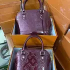 شنط ماركه عالميه