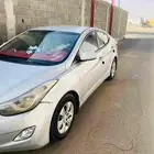 سائق سوداني توصيل طلاب مدارس داخل حي الجامعة